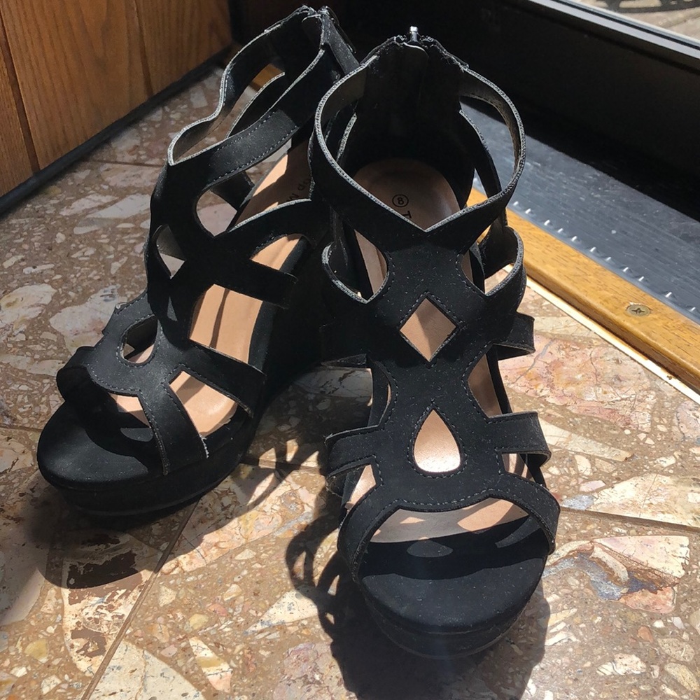 Women’s wedge heels